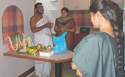 Pooja priest